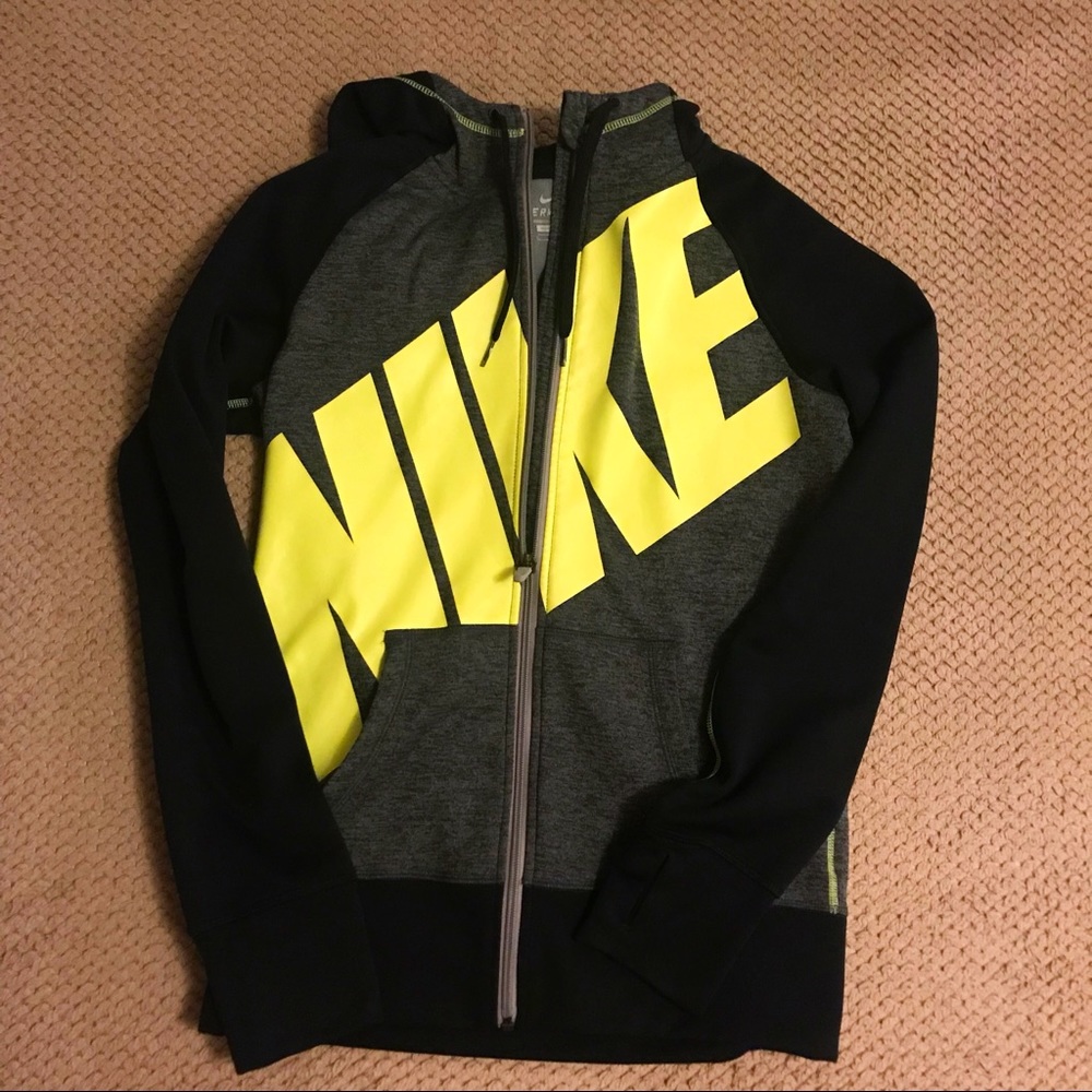 Nike therma-fit zip up hoodie